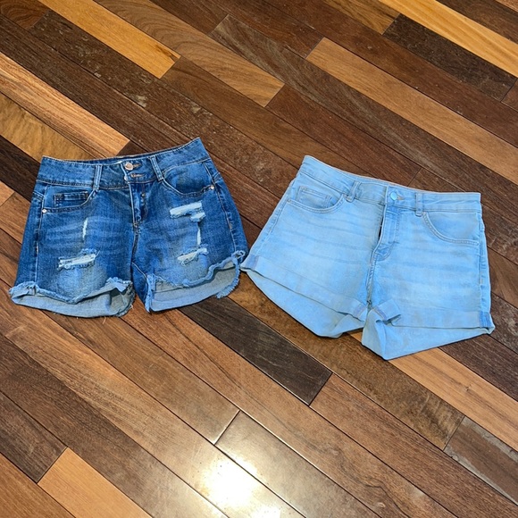 2 Pairs of Denim Shorts - Picture 1 of 7